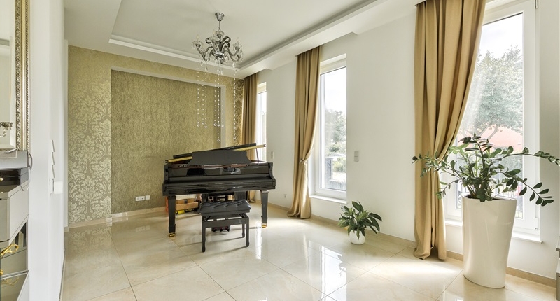 Optimized by JPEGmini 3.18.9.220874607-AV 0xaca2717b